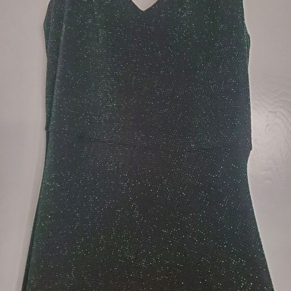 NWOT Socialite green and black sparkle spaghetti strap dress with inside lining. - Picture 11 of 11